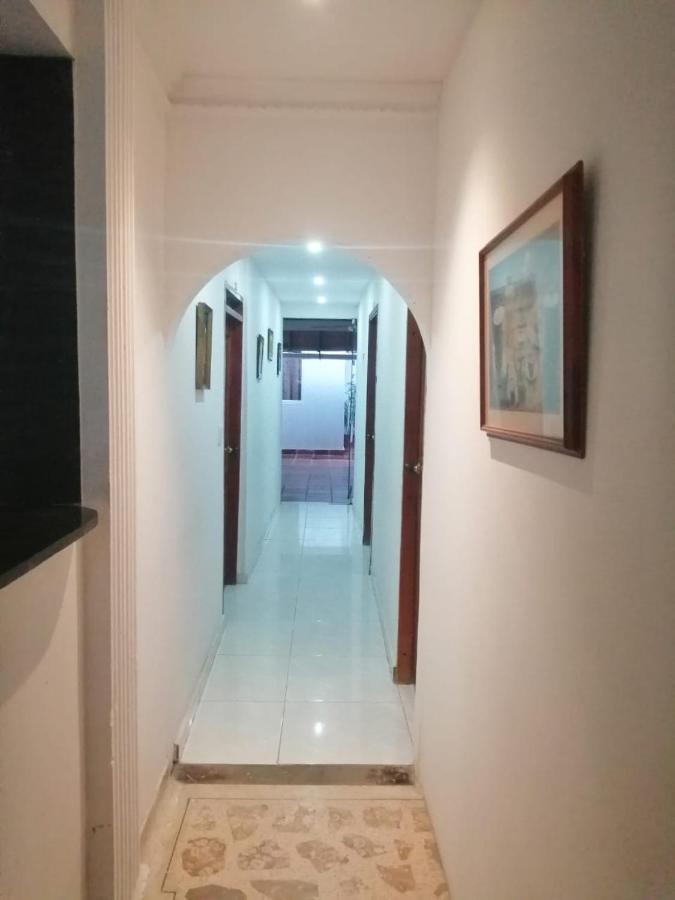 Bed & Breakfast Airport 3*