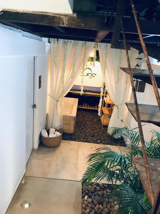 Boutique Juna Bed & Breakfast