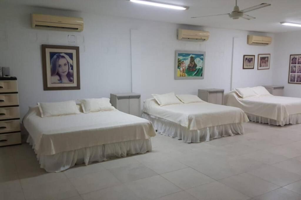 CAMATAJUA BARÚ HOUSE, casa con playa en Isla Barú Villa *