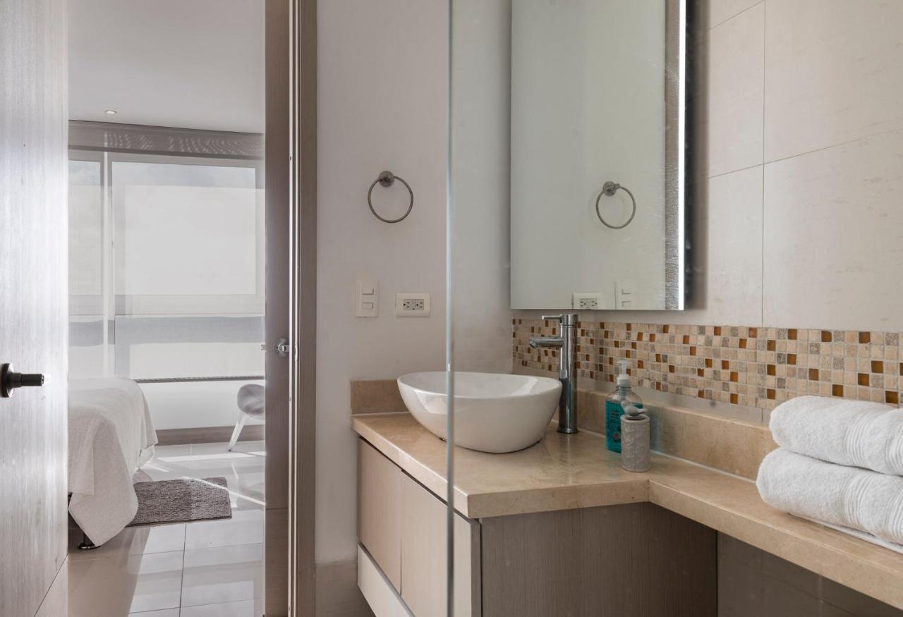 Relaxing 1 Bedroom Beachfront W Wifi And Pool * Cartagena