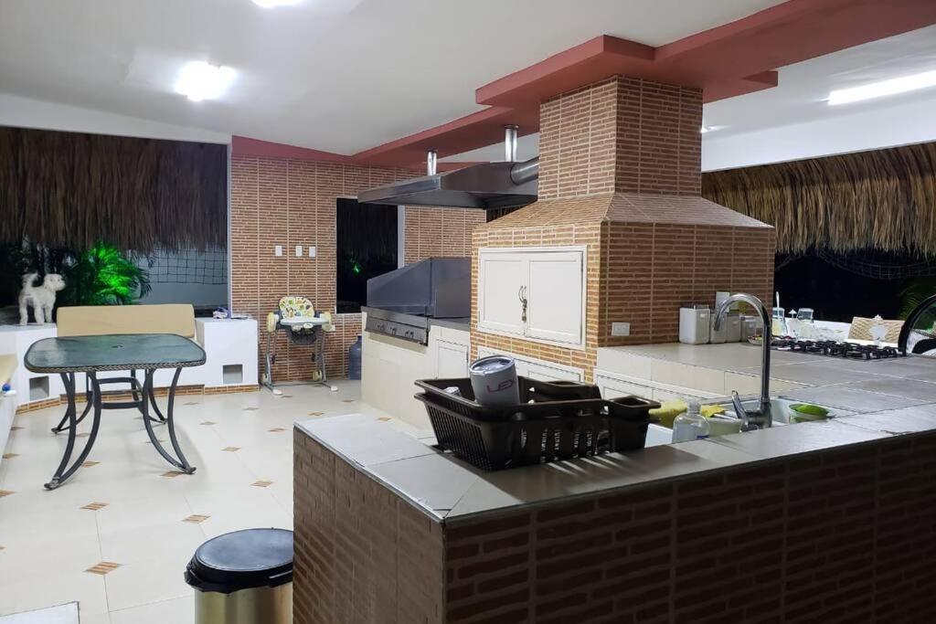 Villa CAMATAJUA BARÚ HOUSE, casa con playa en Isla Barú Cartagena
