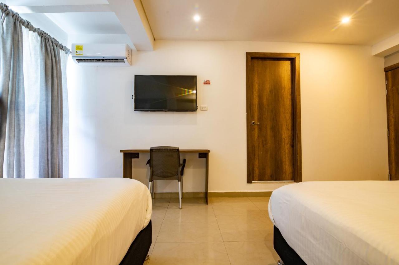 Amoek Hotel