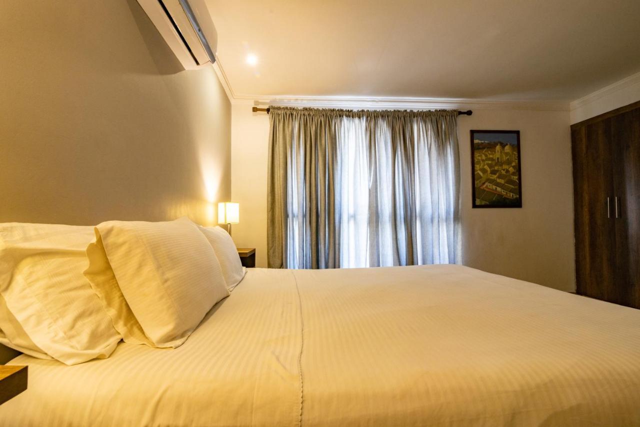 Amoek Hotel