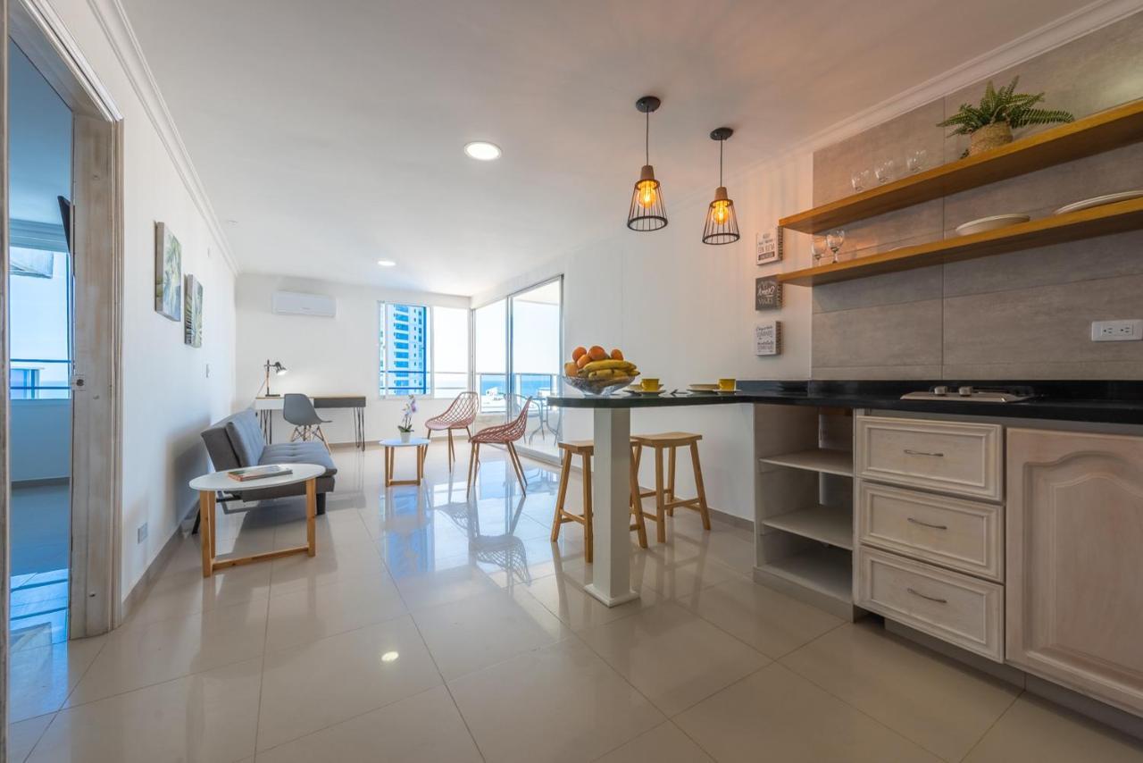 Hermoso apto al borde del mar-vista excepcional