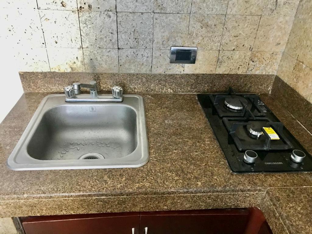 Comodo Aparta-estudio Con Vista Al Mar- Zona Norte *