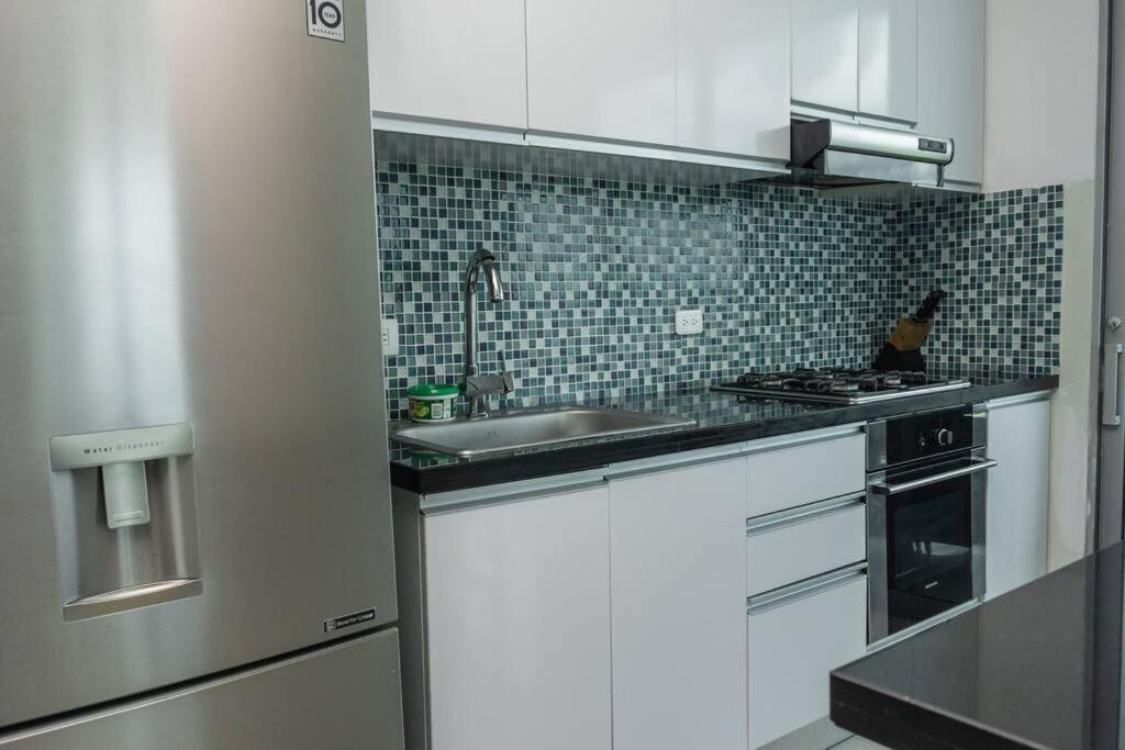 Apartamento De 3 Habitaciones En Los Morros De Cartagena *