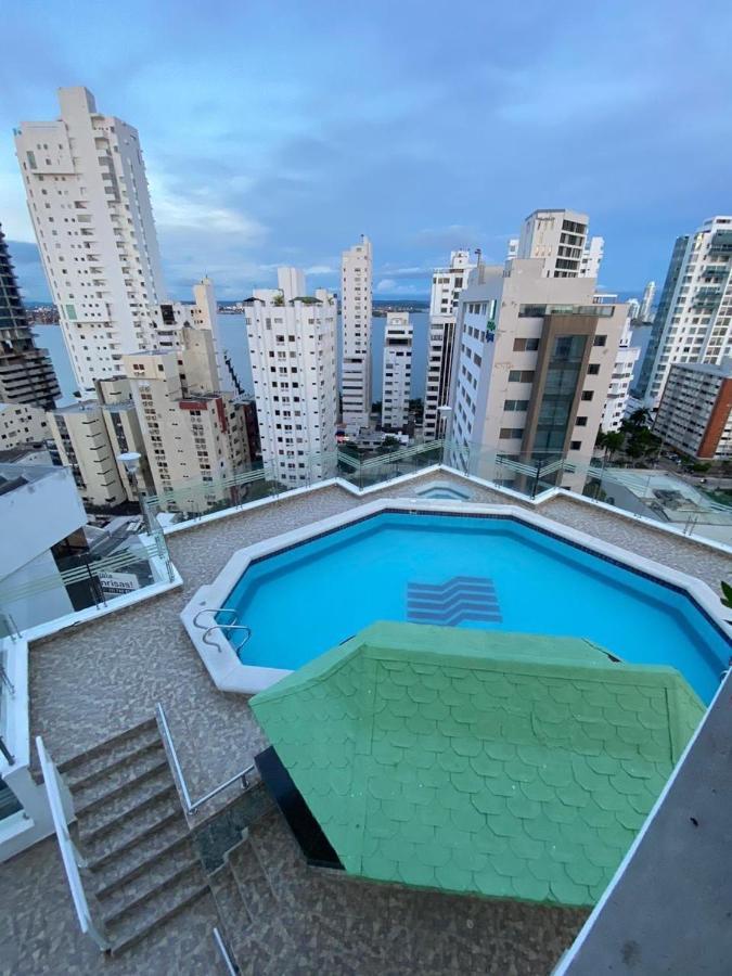 Escape Plaza Apartment *
