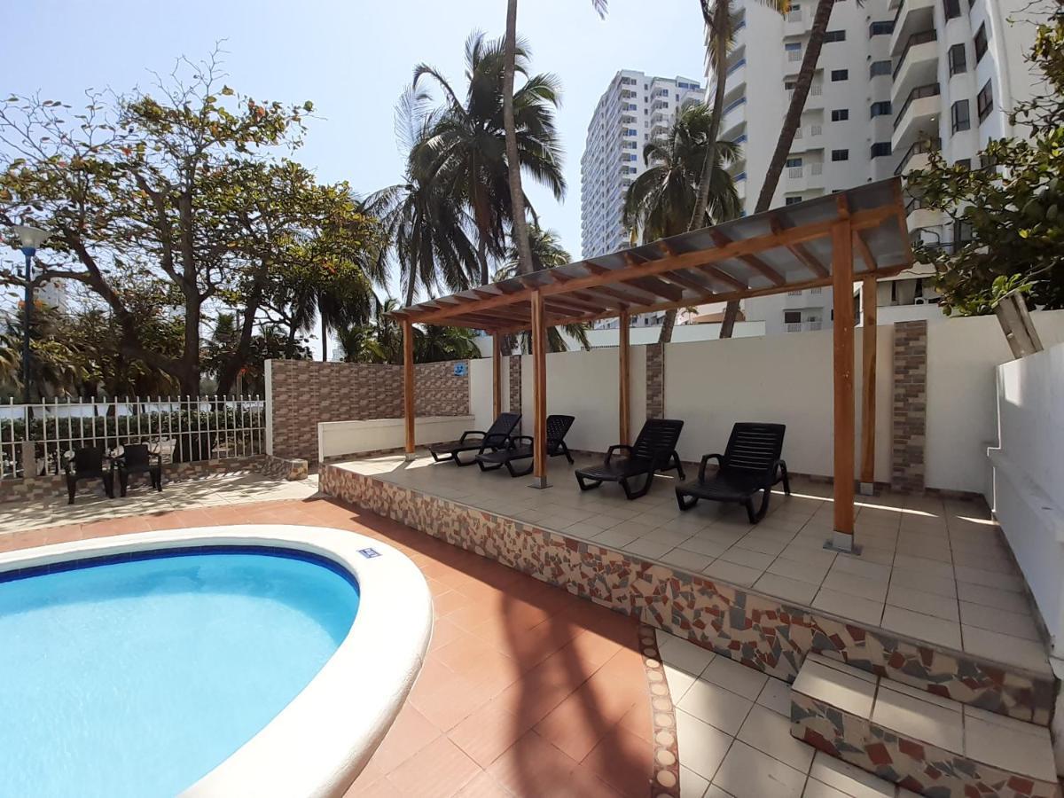 Aparta-suites En Junto A La Playa Apartamento