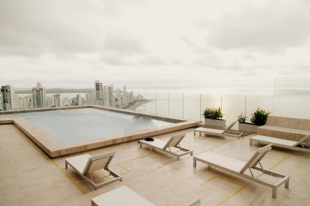 Apartment Beautiful Beachfront Apt In Bocagrande
