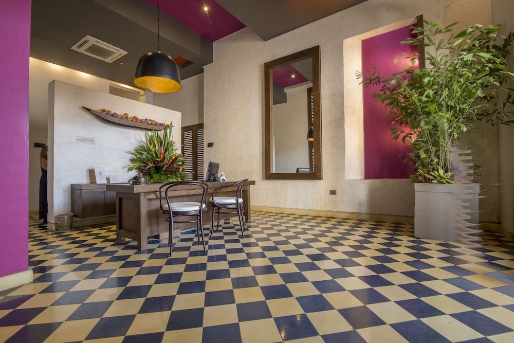 Hotel Sophia 5*