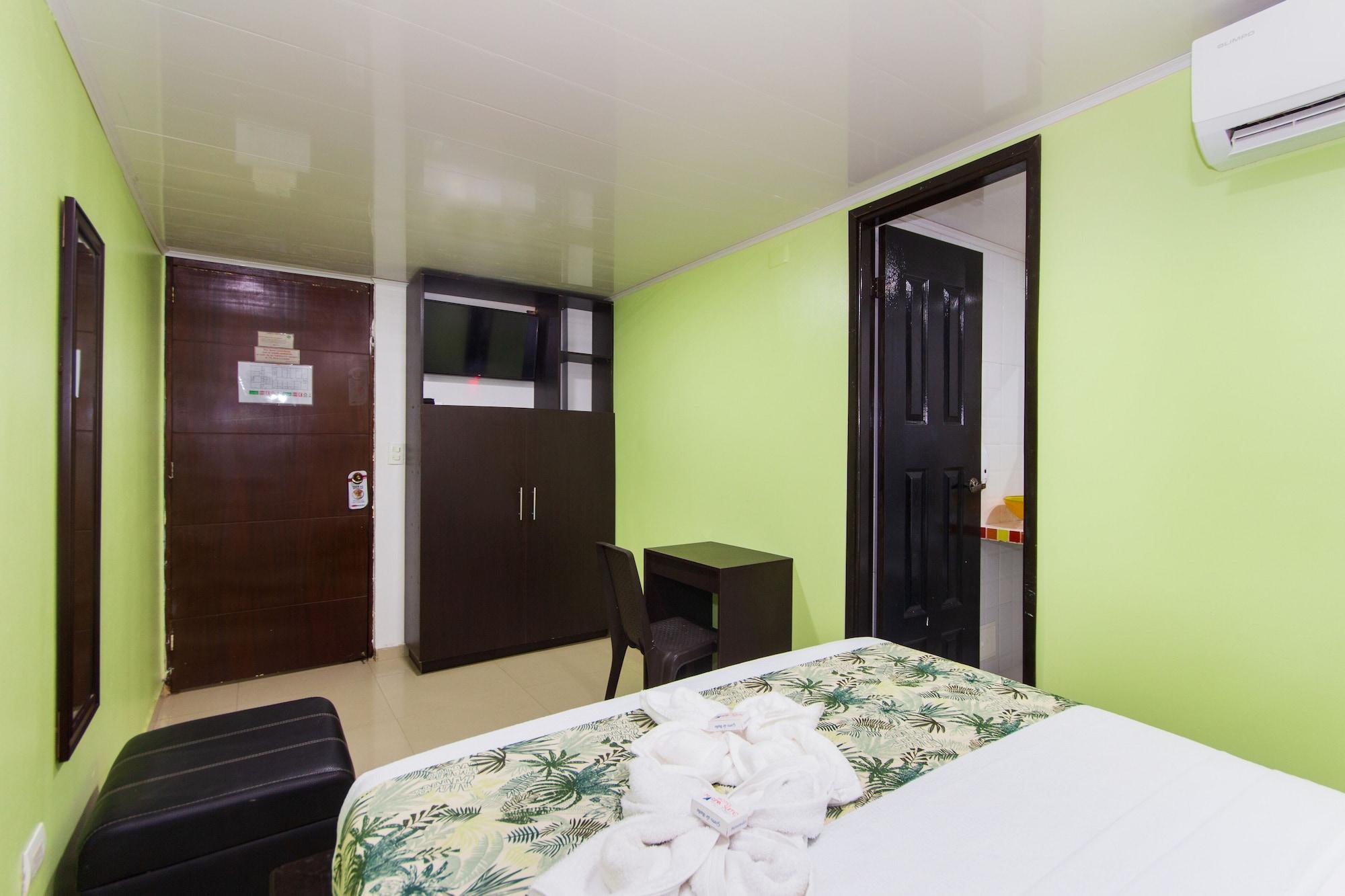 Marina By Geh Hotel 3*