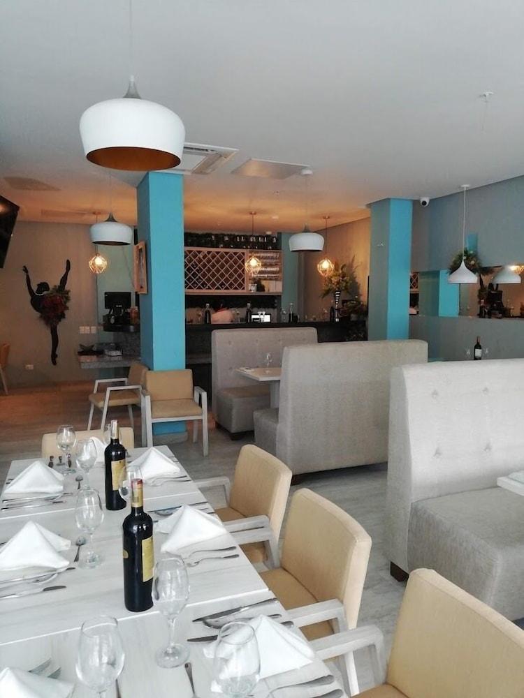 Hotel Zi One Luxury