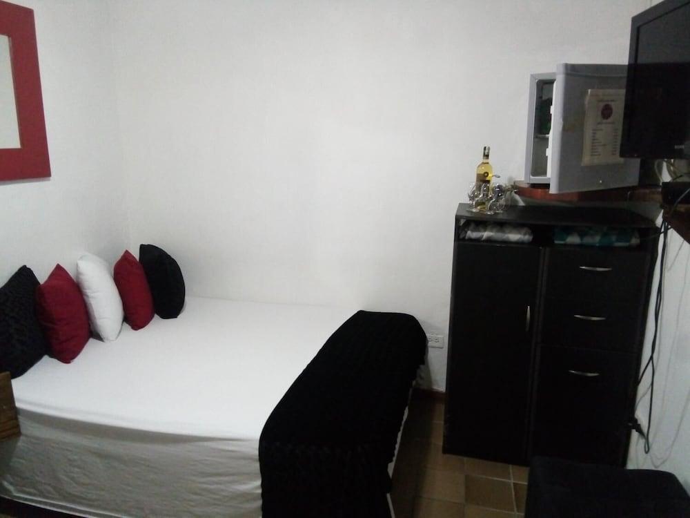 Hotel Casa Abril Ii 3*