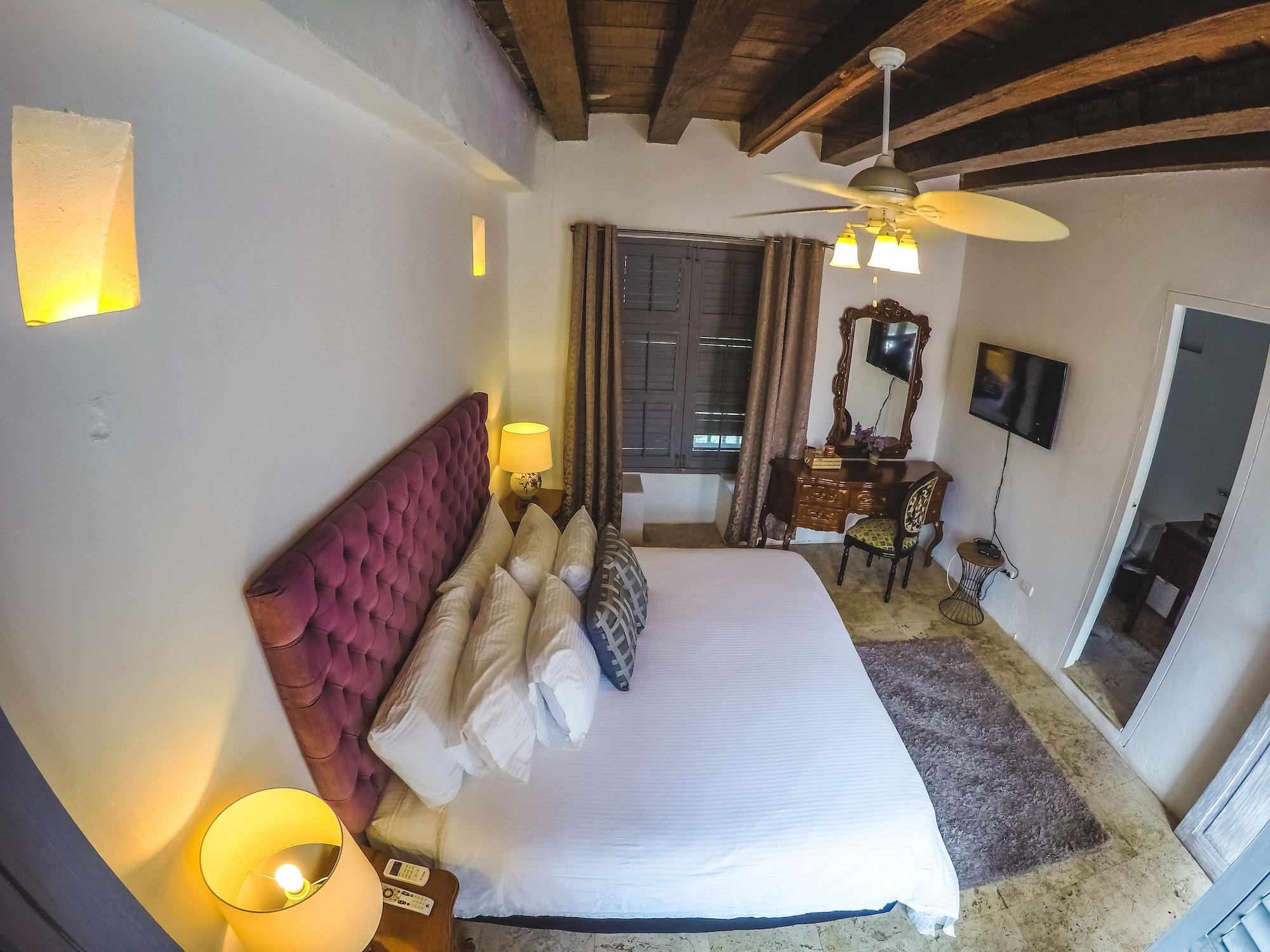 Casa La Tablada Hotel 3*