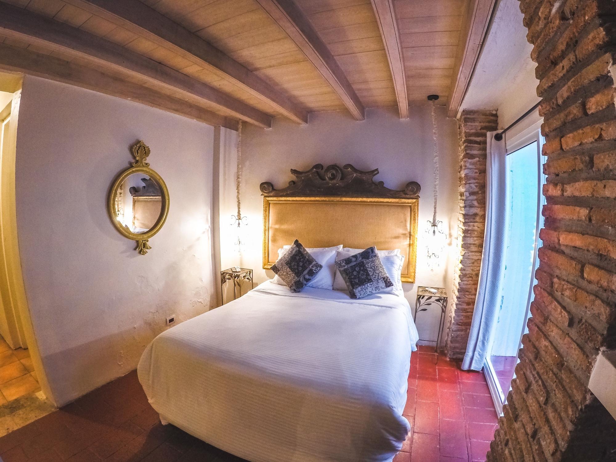 Casa La Tablada 3*