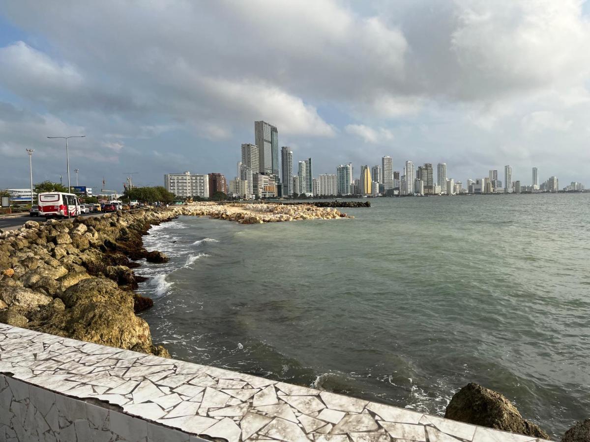 Apartamento Cozy 1br Walking Distance To Airport/beach Cartagena
