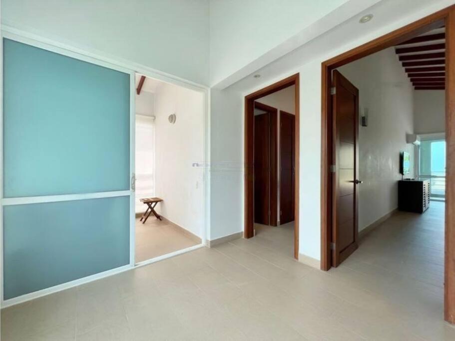 Villa Casa Arcoiris: Espectacular Casa En Con Acceso Directo A La Playa Cartagena