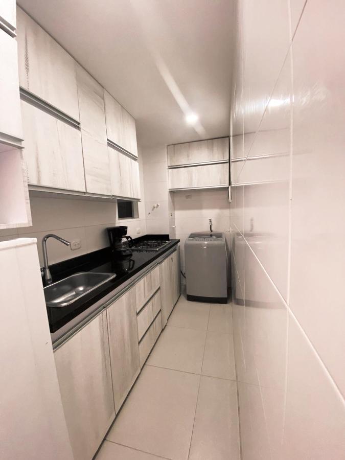 Apartment Lovely 2 Bedroom With Pool And Gym *