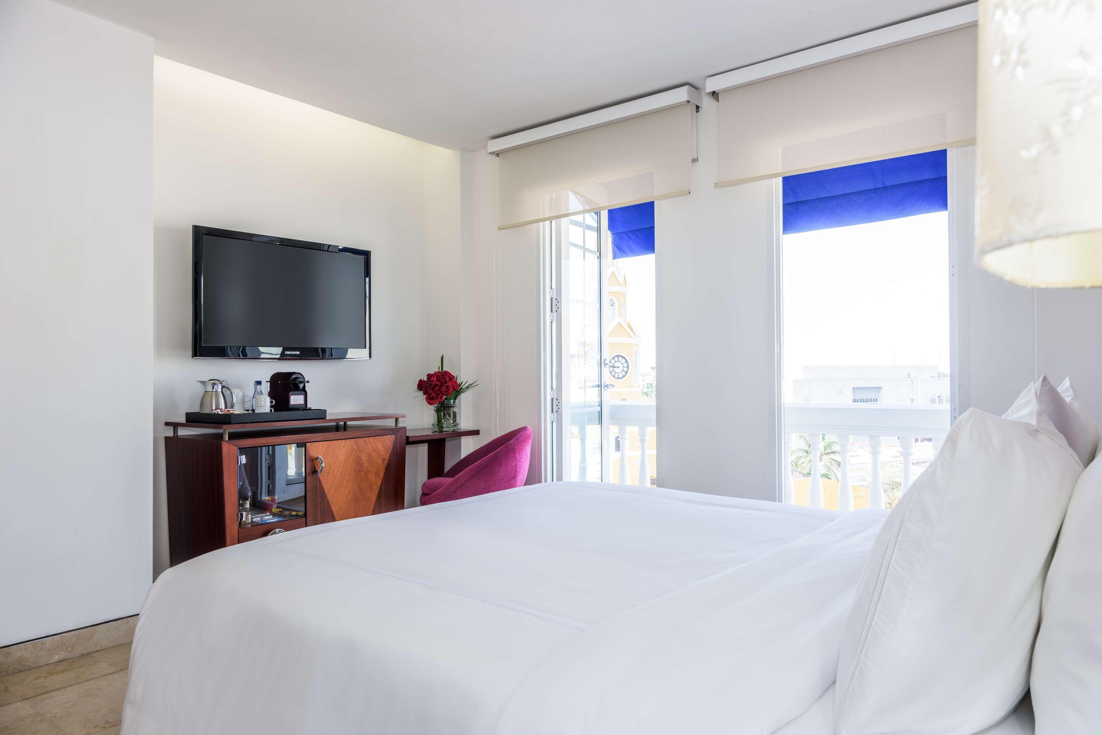 Nh Royal Urban Hotel 4*