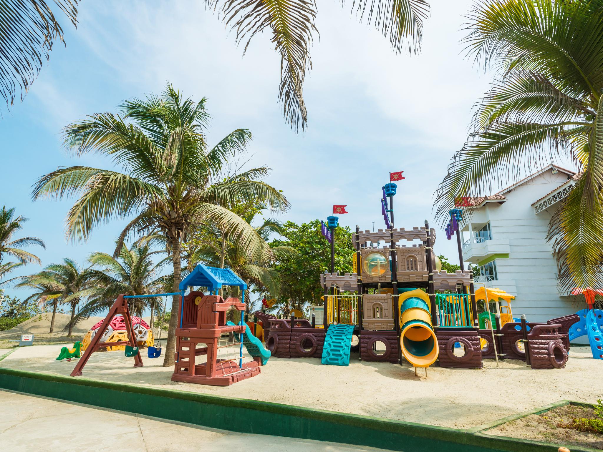Hotel Americas Casa De Playa 5*