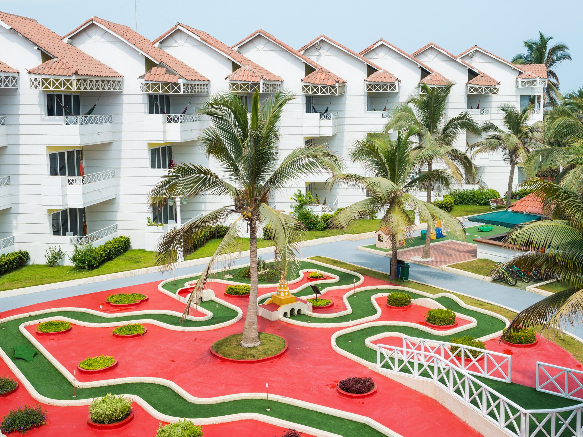 Americas Casa De Playa 5*