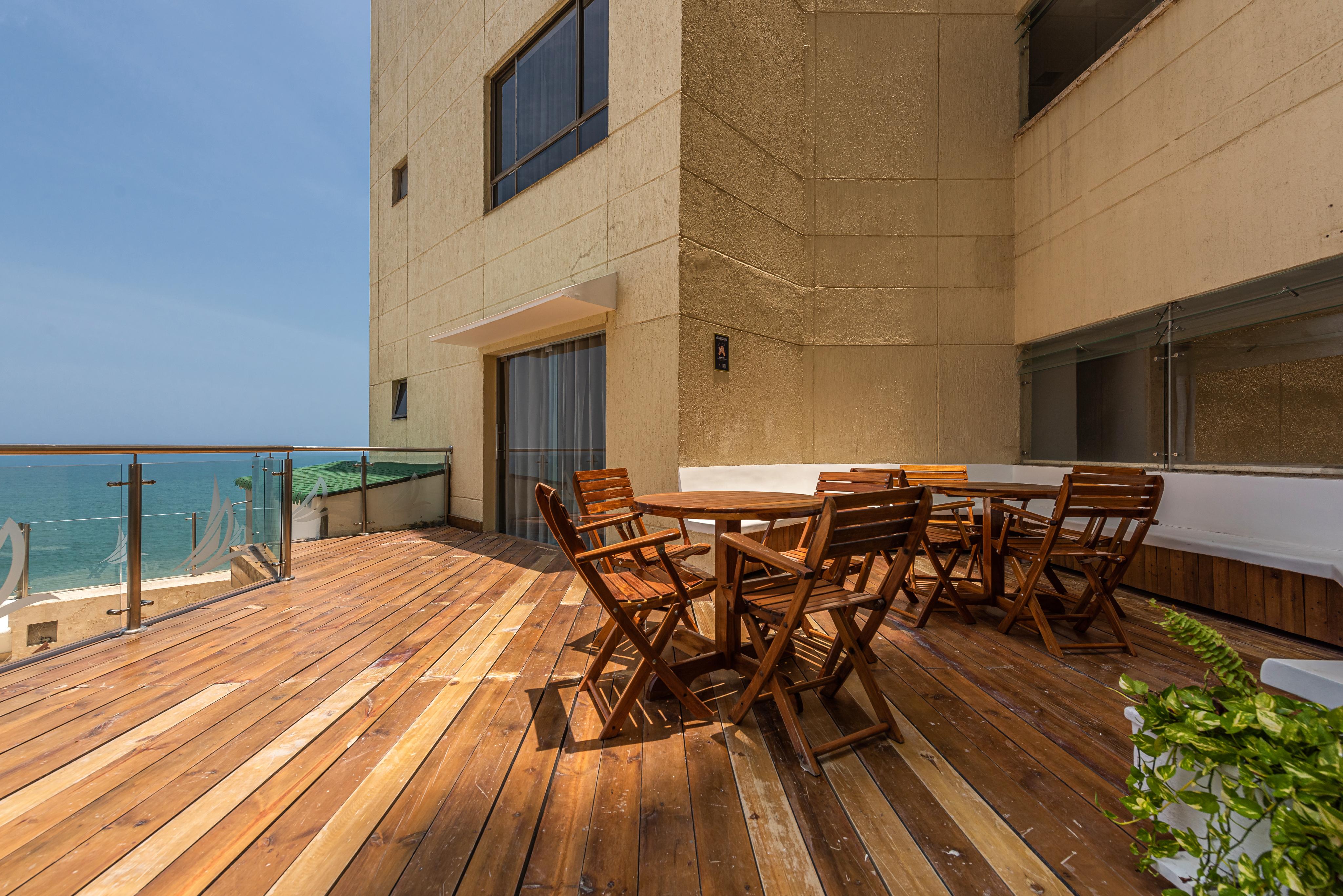 Regatta Hotel 4*
