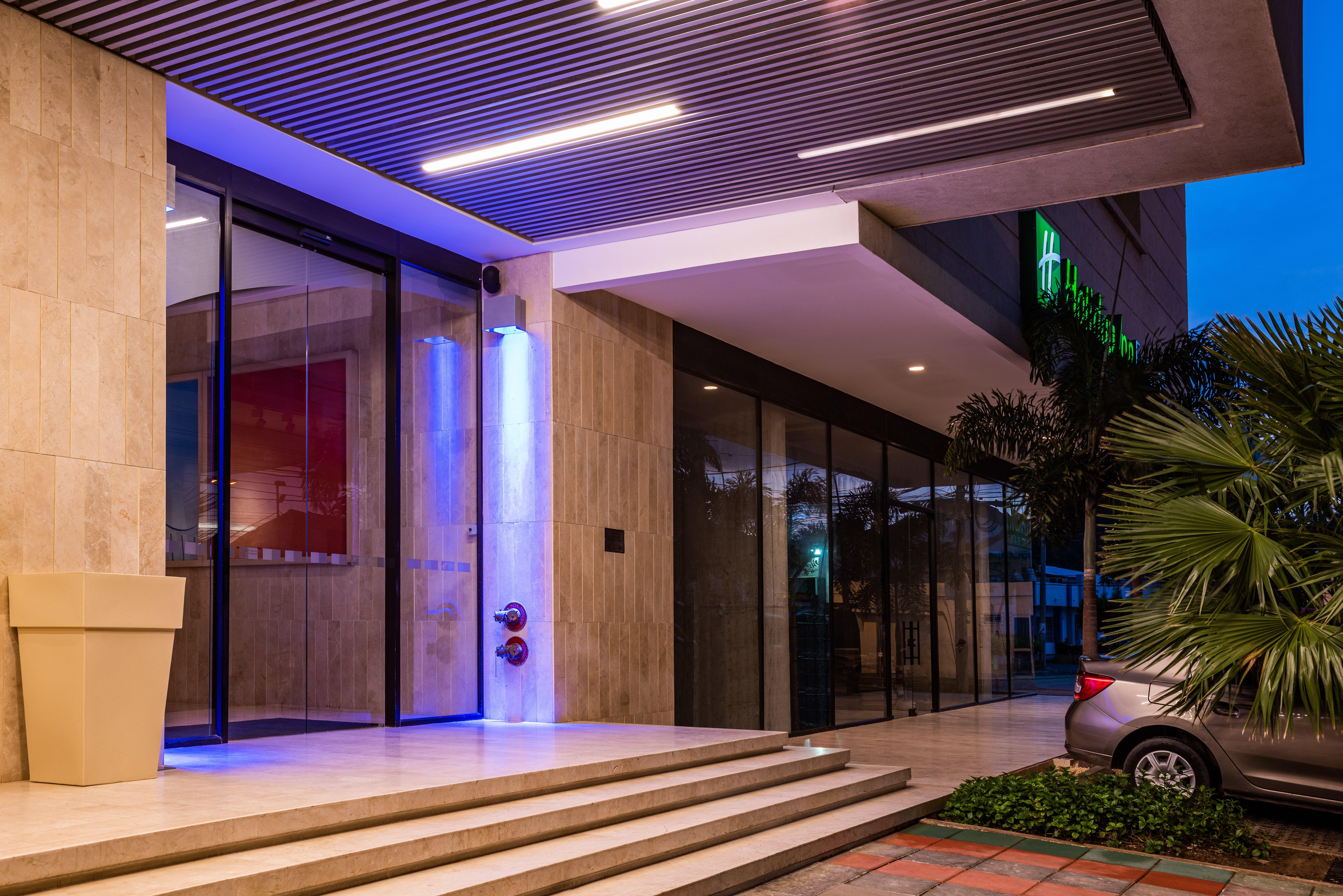 Hotel Express Manga By Ihg 4*