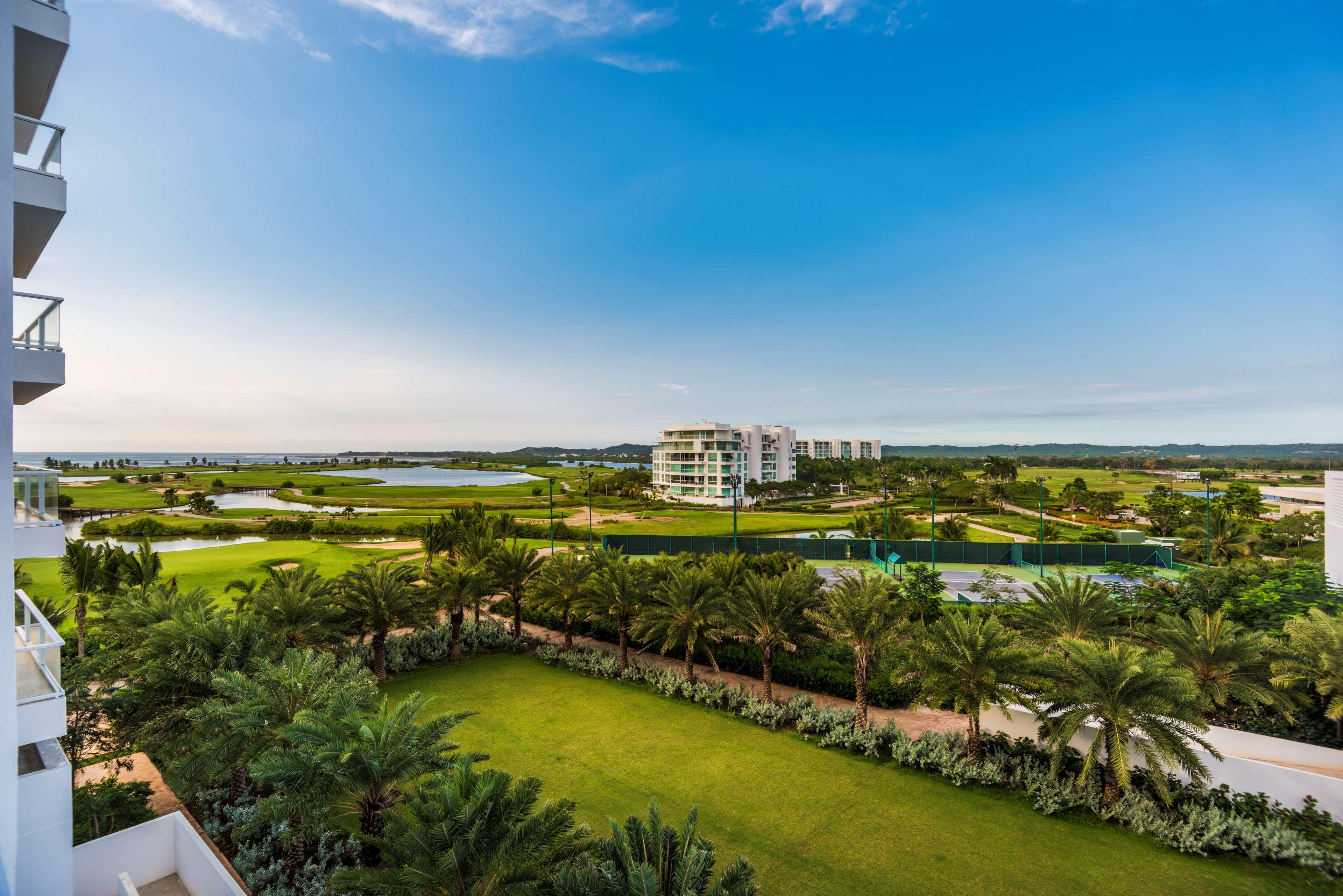 Dreams Karibana Golf & Resort