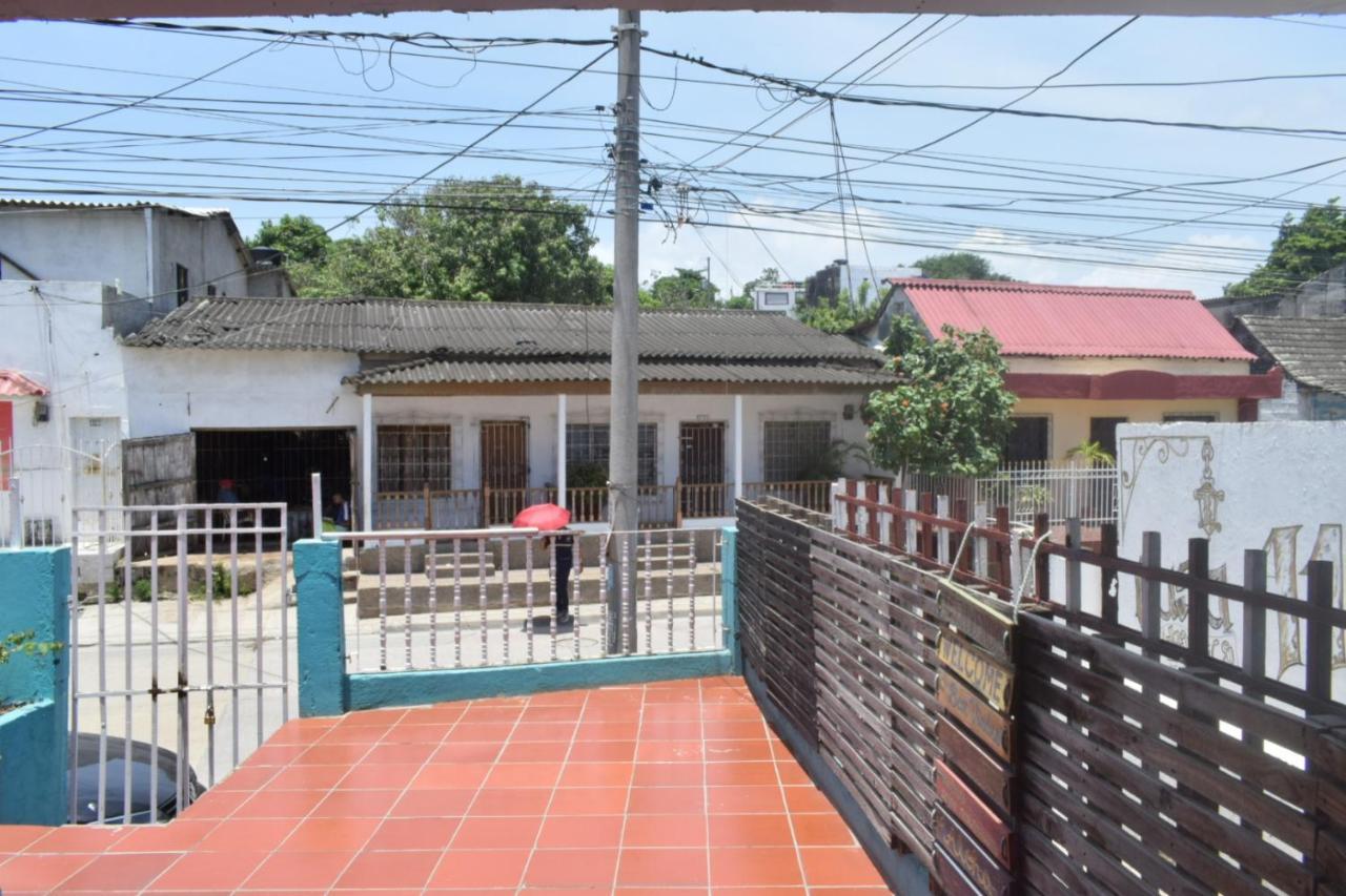 Hostel Hosting And Travel Services 420 Cartagena