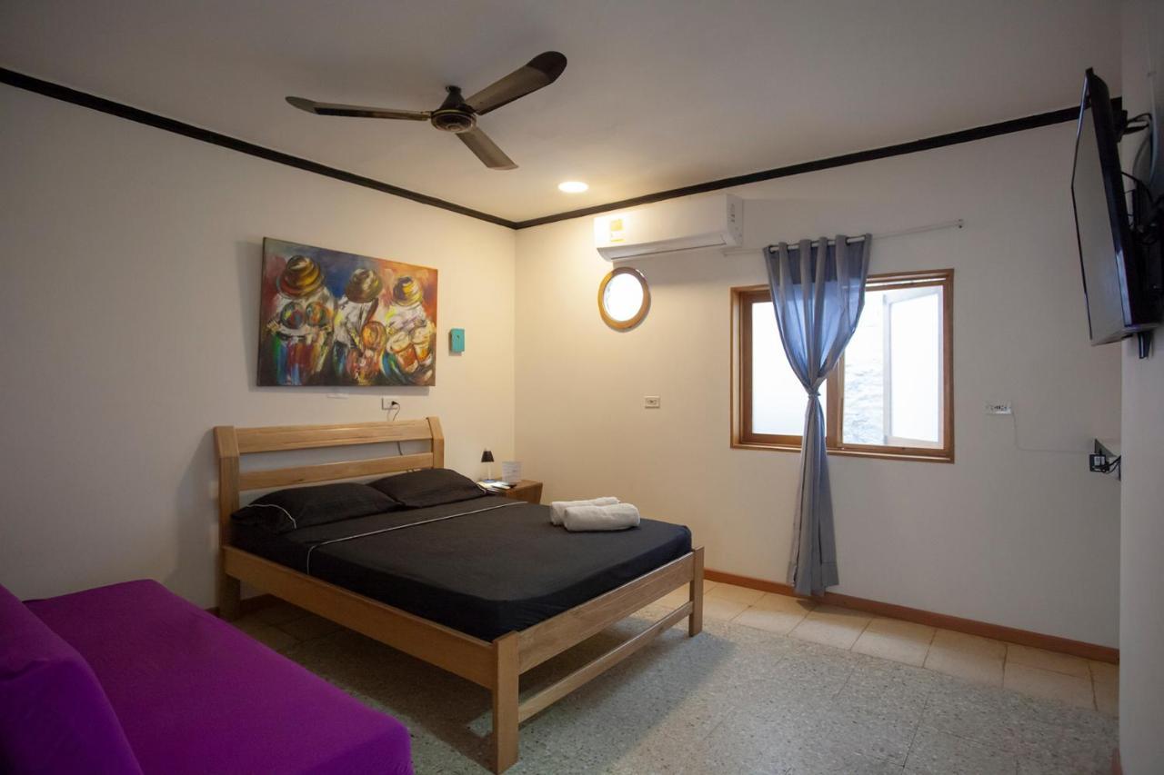 El Bando Hostel *
