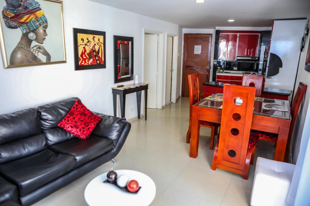 Apartment Apto En El Laguito Con Piscina *