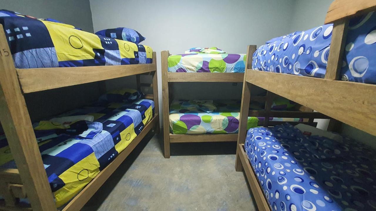 Mi Lindo Septiembre Hostel *