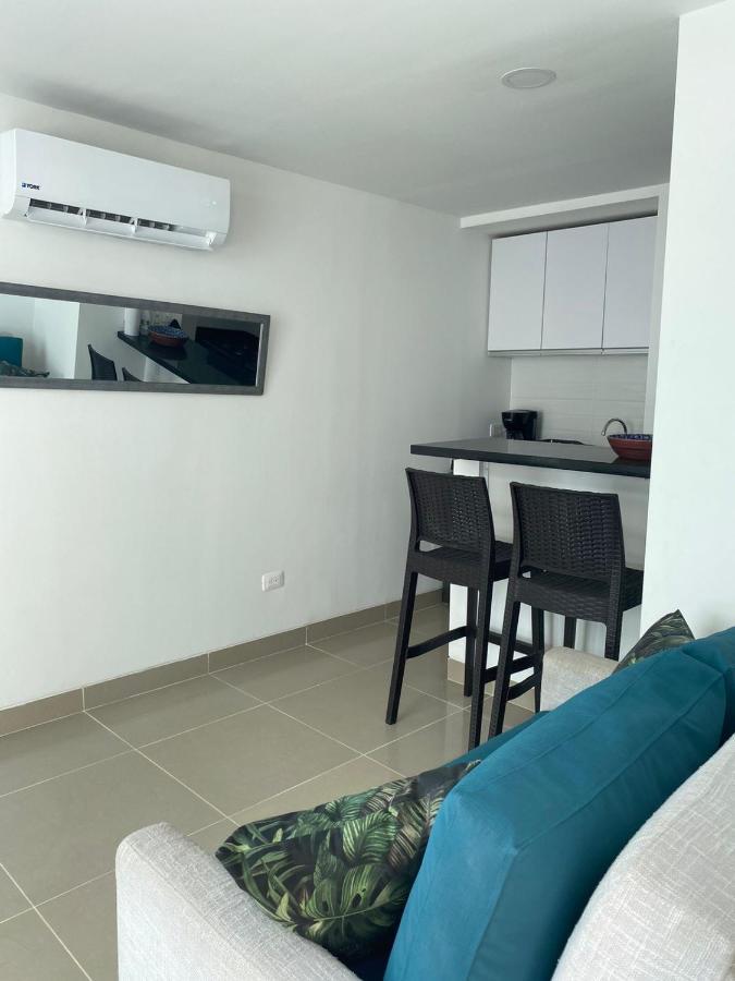 Cartagena, APARTAMENTO EN EDIFICIO CON SALIDA A LA PLAYA *