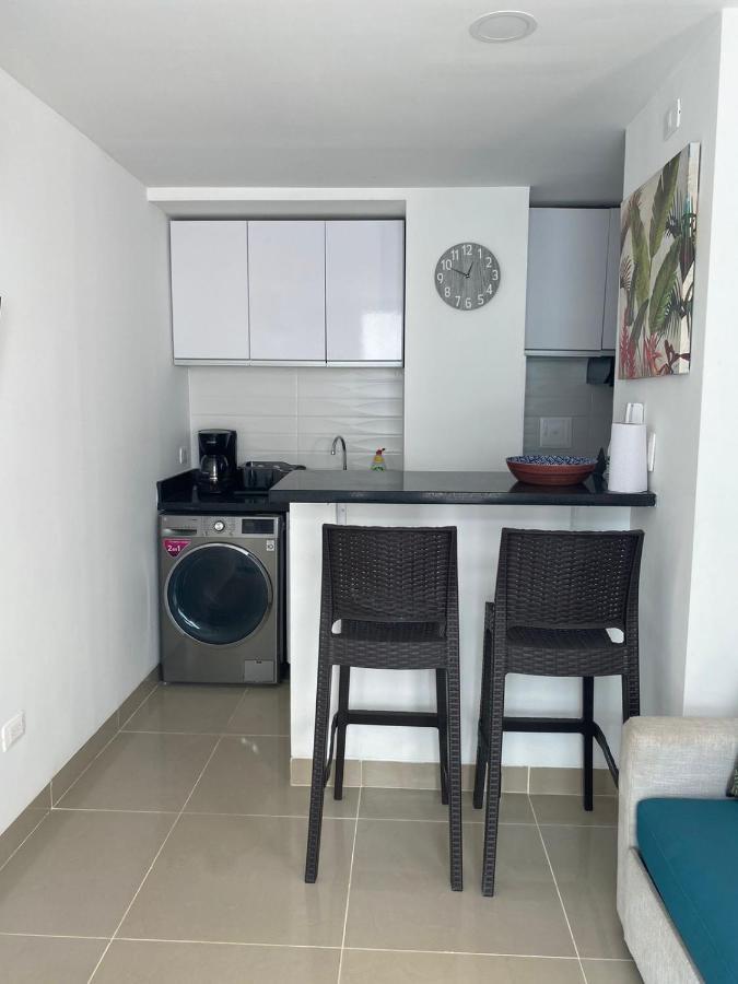 Cartagena, APARTAMENTO EN EDIFICIO CON SALIDA A LA PLAYA Apartamento *