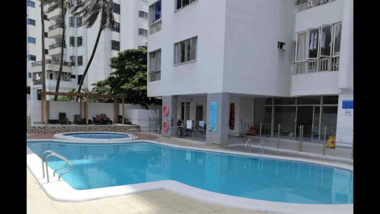 Apartamento Con Piscina A Una Cuadra De La Playa Cartagena