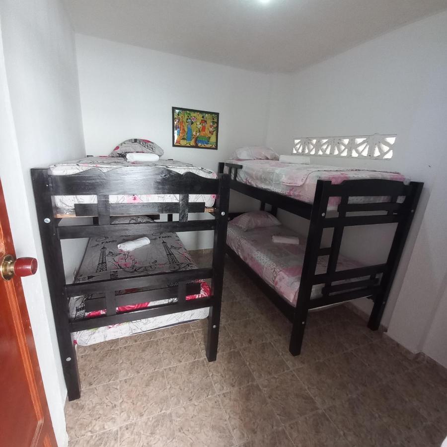 Casa Paraiso A 500 Metros De La Playa Bed & Breakfast Cartagena