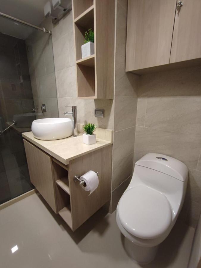 Apartment Moderno El Laguito Junto Al Mar 705