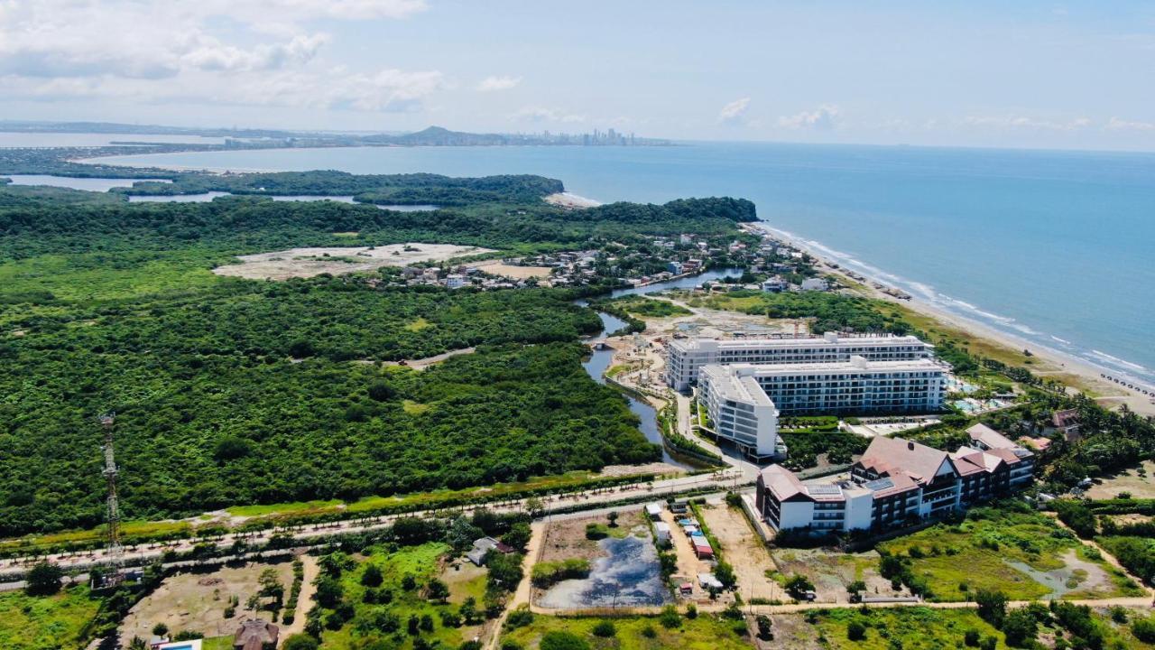 !condominio De Lujo! Playa + Piscinas + Natural Apartment
