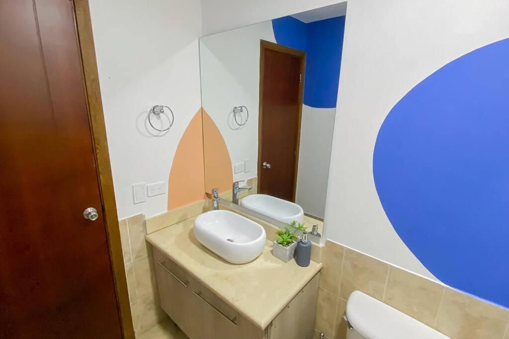 Amplio Apartamento Cerca De Todo Apartamento