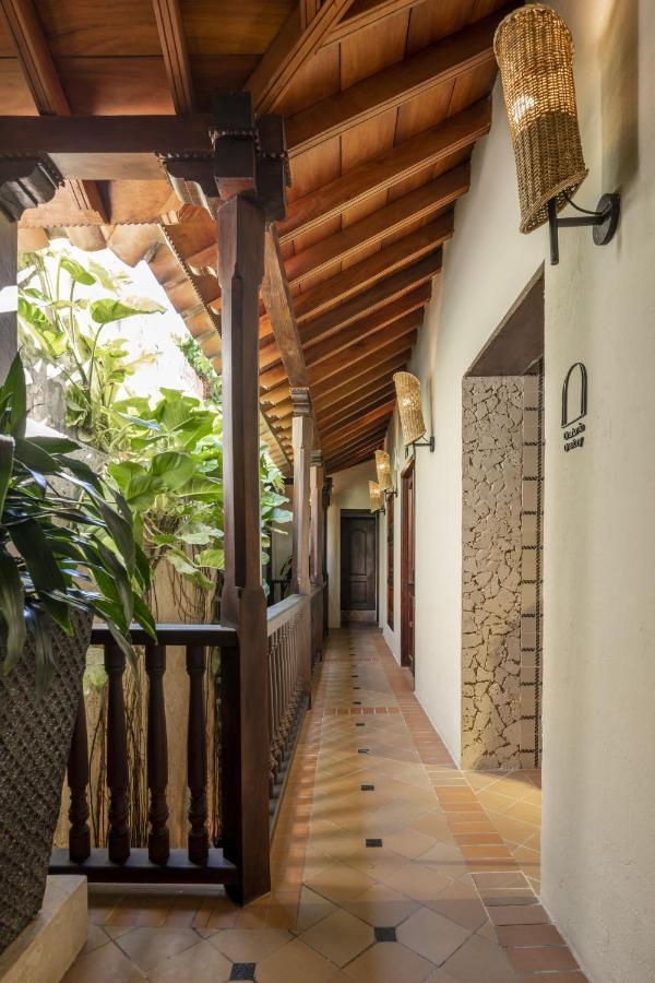 Privado Designer Boutique 4*