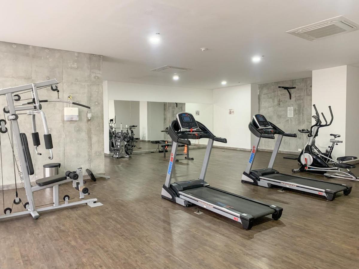 Oceanview Escape Pool, Jacuzzi & Gym In Bocagrande