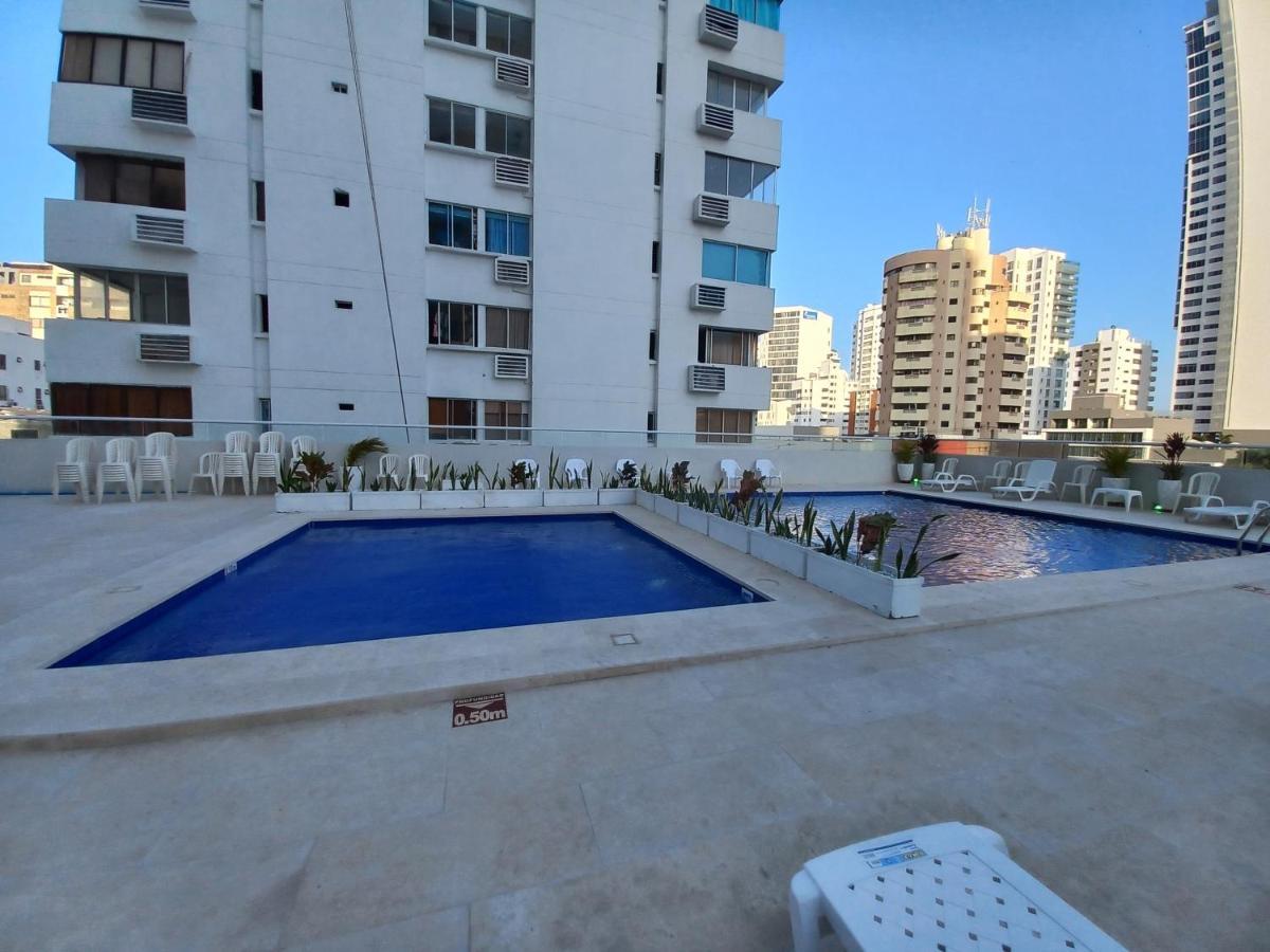 Edificio Delfines Playa