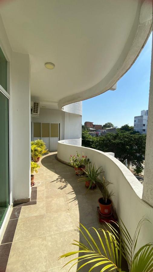 Hospedagem domiciliar Alpes Edif Mile Grande Privada Con Sala-comedor Compartida