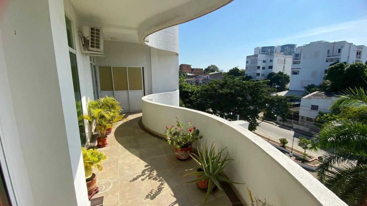 Hospedagem domiciliar Alpes Edif Mile Grande Privada Con Sala-comedor Compartida