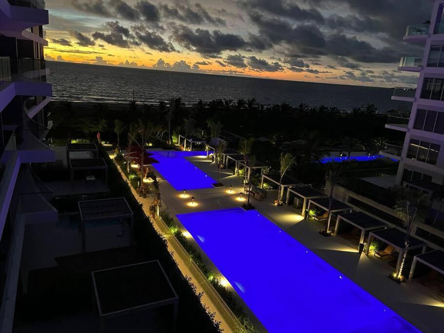 Apartamento Vista Al Mar Lateral Panoramic View,spectacular Building,pools, Morros Zoe Ultimo Piso *
