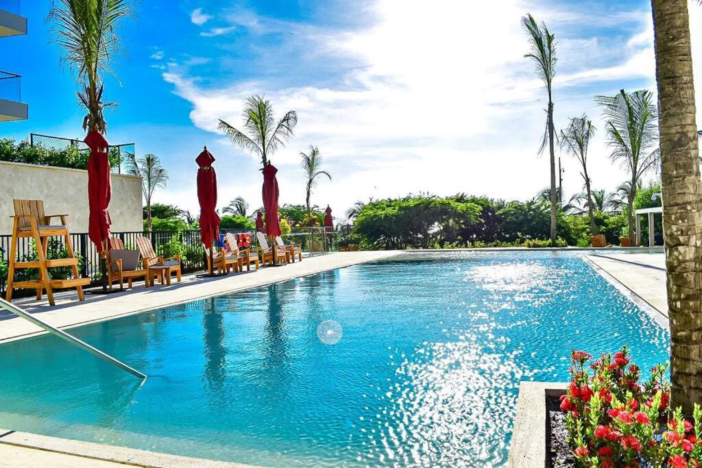 Vista Al Mar Lateral Panoramic View,spectacular Building,pools, Morros Zoe Ultimo Piso