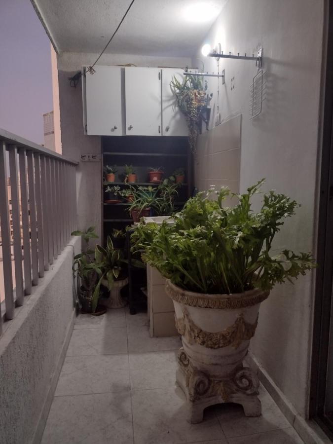Ideal En Apartment