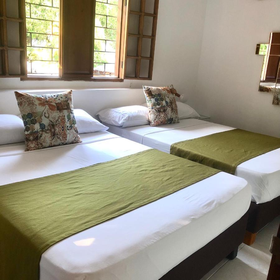 La 10b Hostel