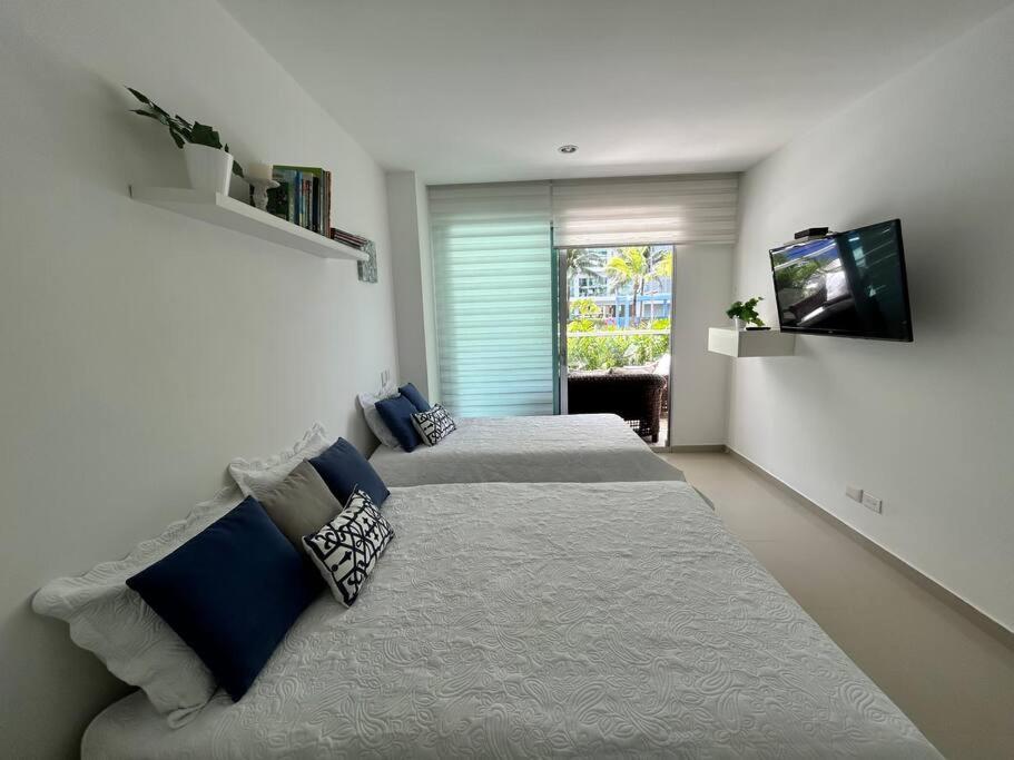 Apartment Beachfront Bliss-2br Haven Steps From Sandy Shores
