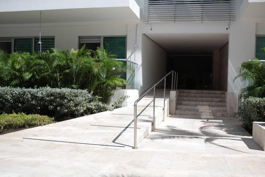 Apartment Beachfront Bliss-2br Haven Steps From Sandy Shores *